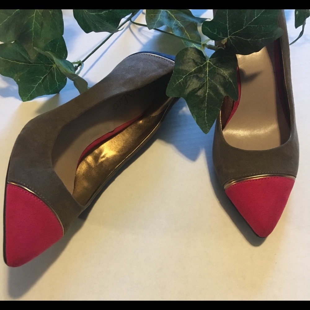 Nine and Co. 7 1/2 med pink navy grey gold heels